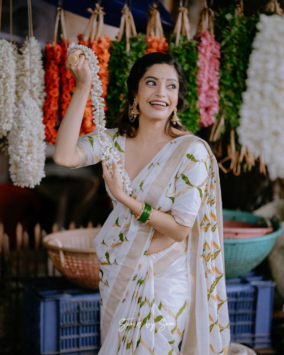 Kerala kasavu olive chain saree